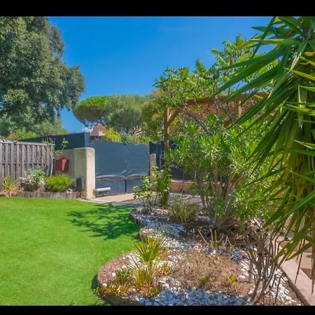 Chez Chris Apartamento *